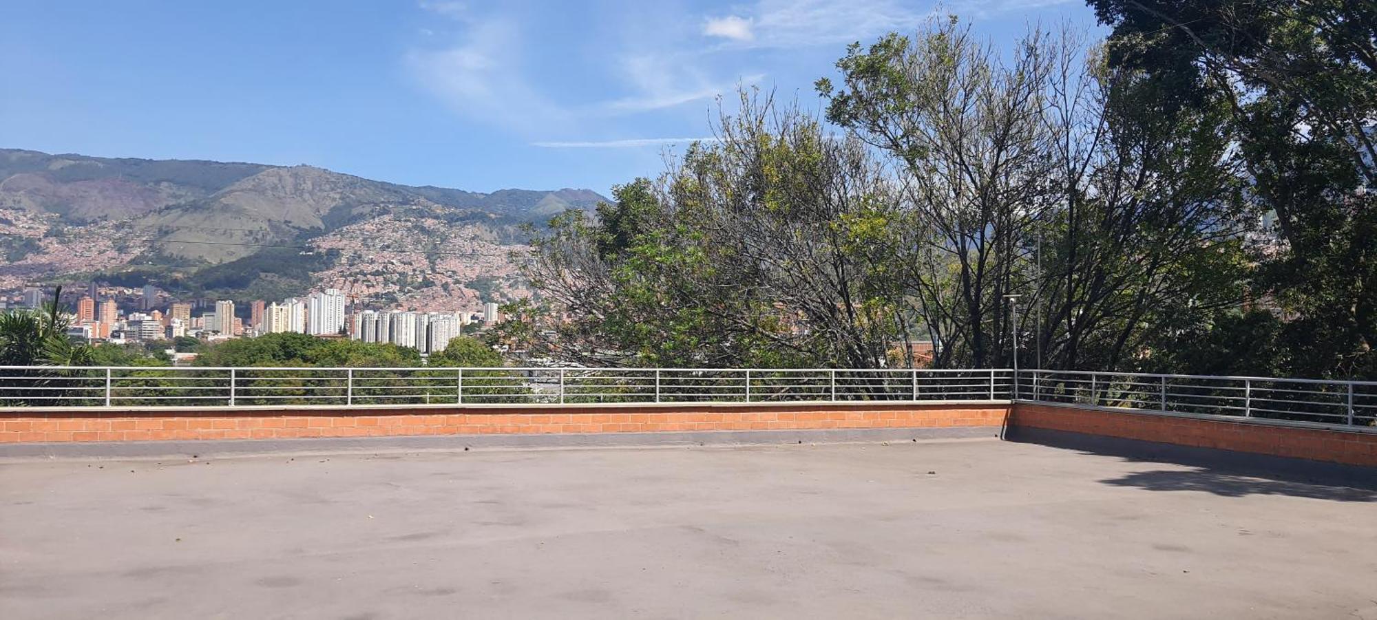 Apartamento Cerca A Plaza Mayor Medellín Eksteriør bilde