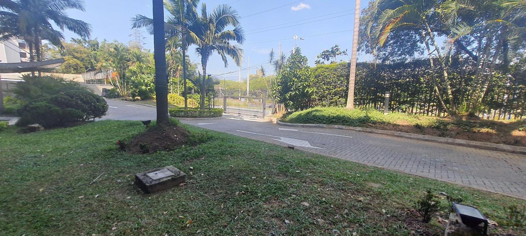 Apartamento Cerca A Plaza Mayor Medellín Eksteriør bilde